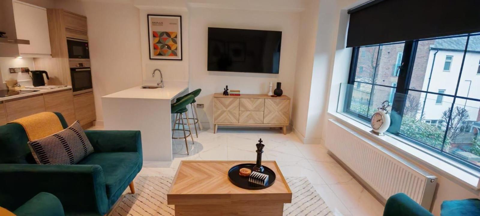 Luxury Apartment: City Centre, Stylish, Modern Chester Buitenkant foto