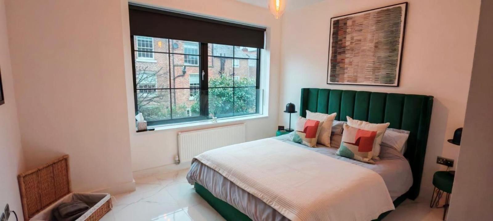 Luxury Apartment: City Centre, Stylish, Modern Chester Buitenkant foto
