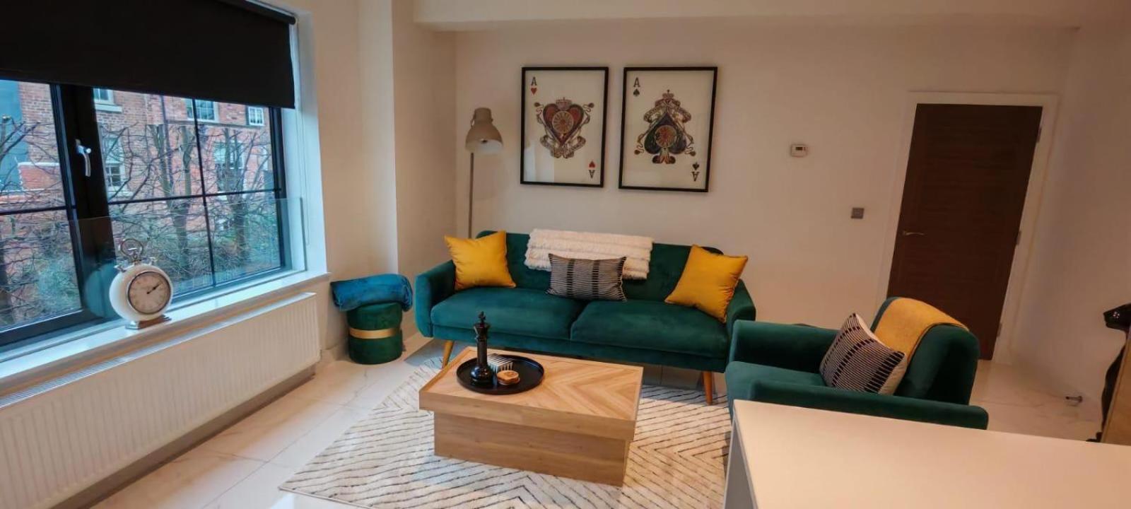 Luxury Apartment: City Centre, Stylish, Modern Chester Buitenkant foto